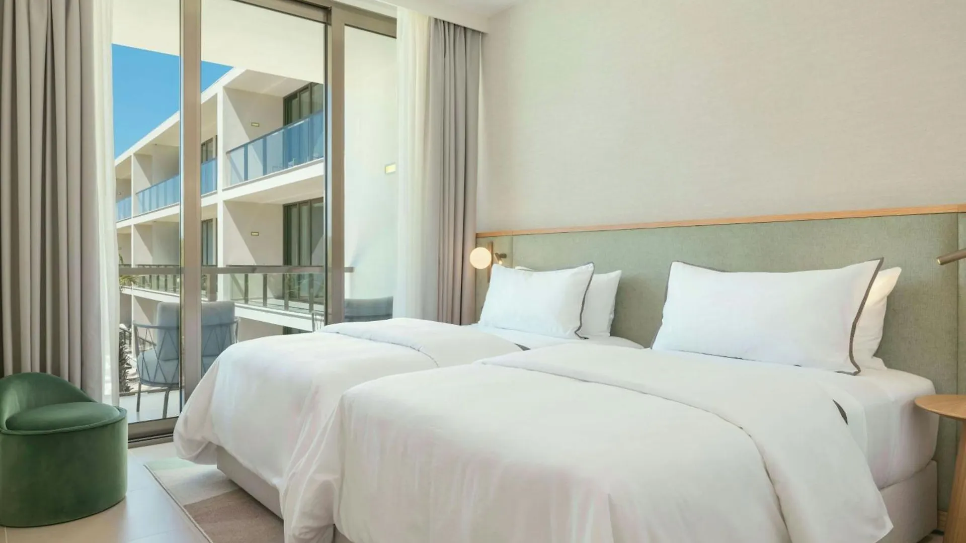 The Westin Salgados Beach Resort, Algarve Албуфейра Португалия