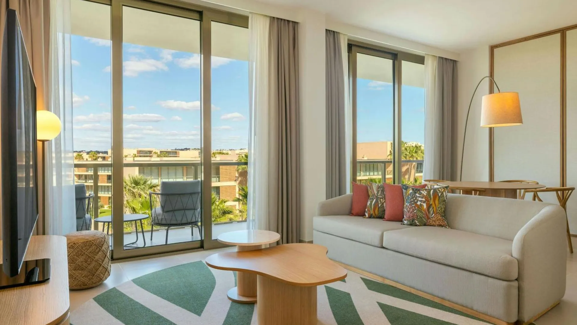 The Westin Salgados Beach Resort, Algarve Албуфейра Отель